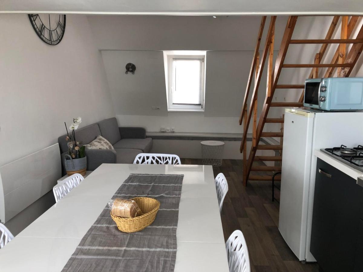 Le Bachelin Lejlighed Saint-Omer  Eksteriør billede